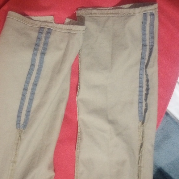 Levi's 511 straight legs tan men sz 32/32_tears on the inside of both legs. - Picture 13 of 13